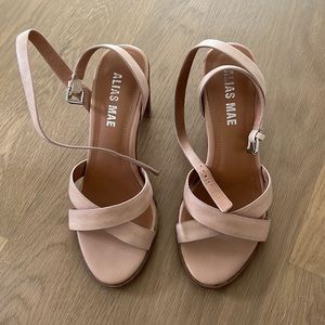 Alias Mae Heels sz 6